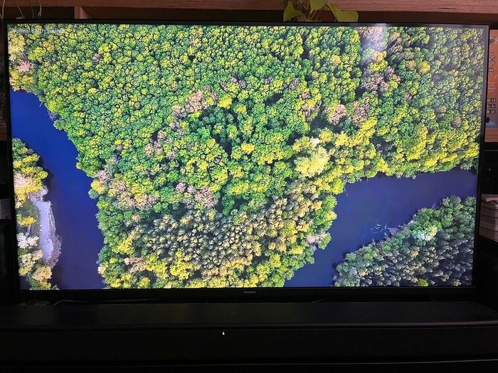 4K Ultra HD Smart TV 43" - Phillips 43PUS7506/12