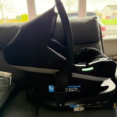 Enfasafe car seat and seat base