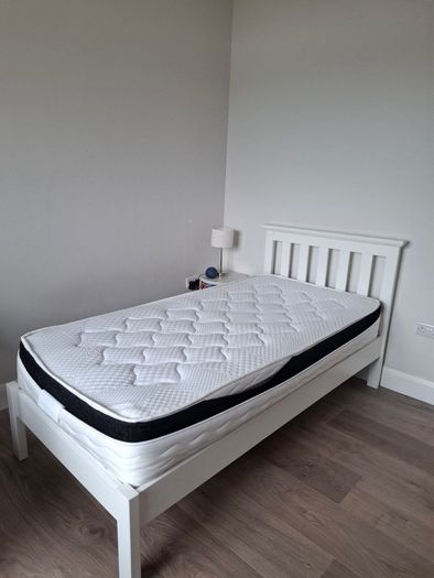Single bed for sale