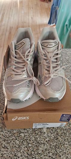 Asics Gel Kayano 14 Trainers