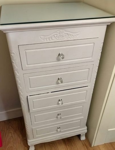 Set of Drawers