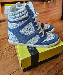 Hidden heel trainers / wedge runners River island