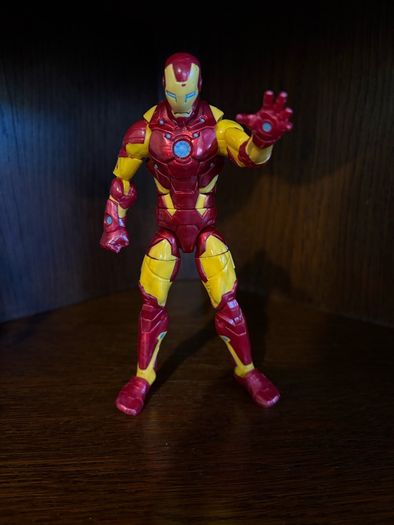 Marvel Legends Avengers - Disney Exclusive Figures