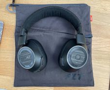 New Plantronics headphones Pro2 8200UC
