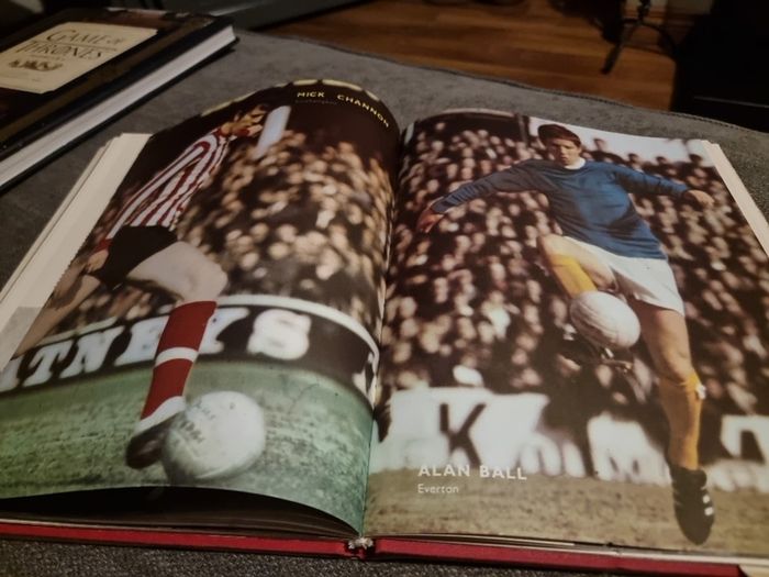 Clipper Annual of Who's Who in Football, 1970