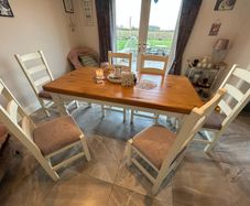 farmhouse style table & 6 dining chairs