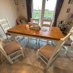 farmhouse style table & 6 dining chairs