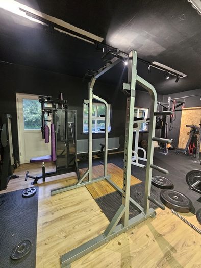 BodyMax Half rack