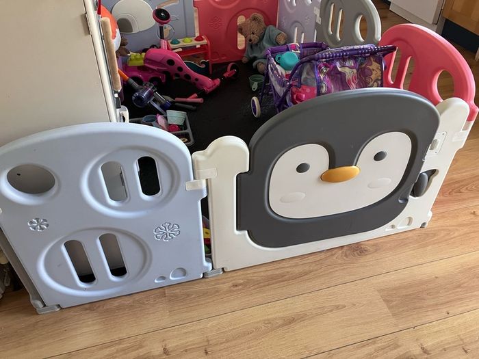Large playpen