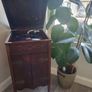 Meritone Gramophone Image 2