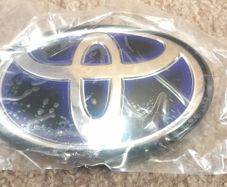 RAV4 Emblem