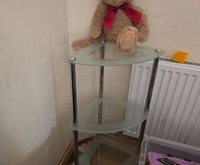 corner glass stand