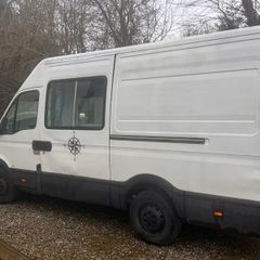 Camper Iveco Daily 2.3l  - Fully Off-Grid & Logbook Registered