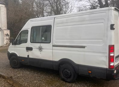 Camper Iveco Daily 2.3l  - Fully Off-Grid & Logbook Registered