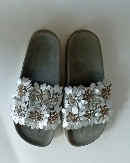 Ladies Sliders UK4
