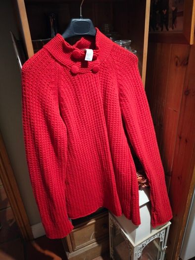 Girls GRD red Cardigan.