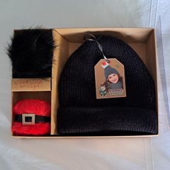 Winter/Christmas hat (mix n match bobble)