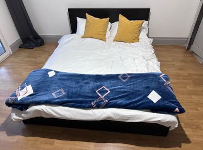 Double bed