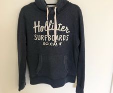 Hollister hoodie size M