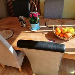 Beautiful Kitchen table and chairs