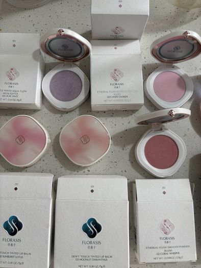K beauty florasis blushers, highlighter dewy tinted lip balm