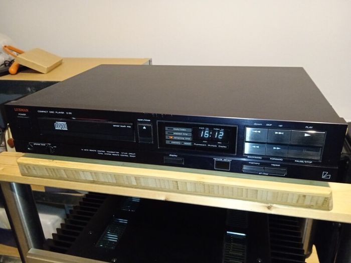 luxman d90 hifi cd player stereo