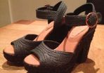Brand New Black Schuh Wedge Sandals Size 4
