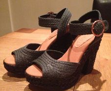 Brand New Black Schuh Wedge Sandals Size 4