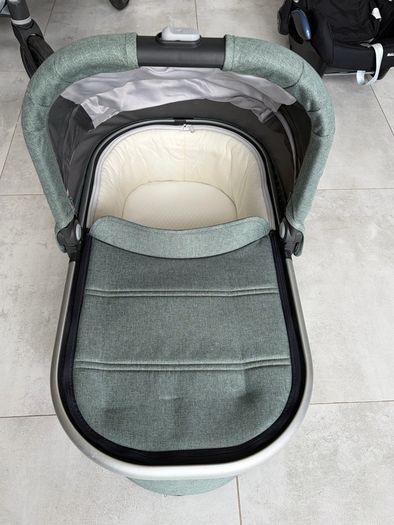 UPPAbaby Vista V2 Emmett Travel System Complete Bundle