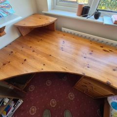 Pine Corner Desk