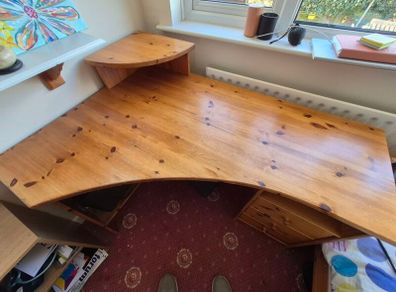 Pine Corner Desk