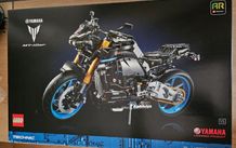 lego technic 42159 yamaha MT10-SP