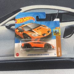 Hot wheels Lamborghini Huracan Sterrato