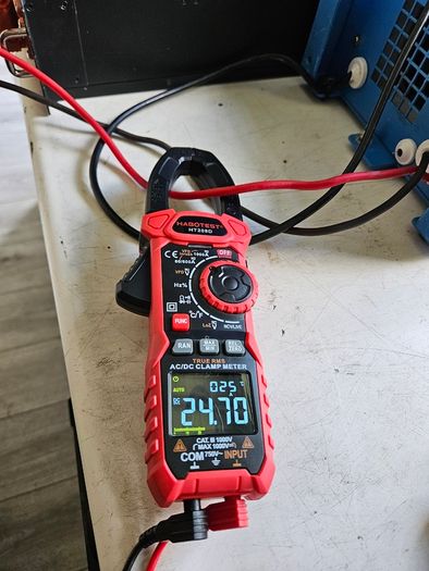 Victon Titan battery charger