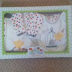 BNIB 5 Piece  Baby Outfit
