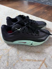 nike basketball shoes