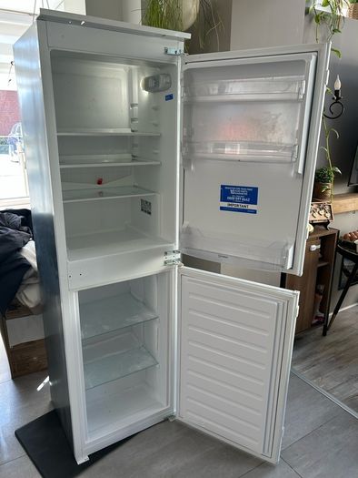 Integrated Fridge Freezer