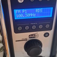 Makita DMR110N
