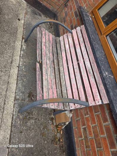 garden bench