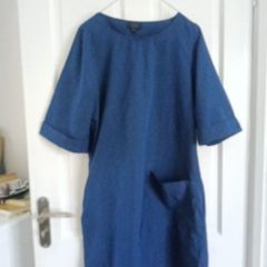 woman COS dress. Knee length. Cotton.