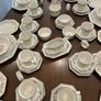 Johnson dinner service Image 3