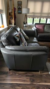 2 Sofas