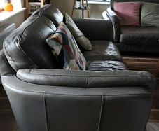 2 Sofas