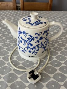 Ceramic cordless electric kettle
