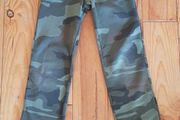 Age 6-7 GAP Camo Joggers