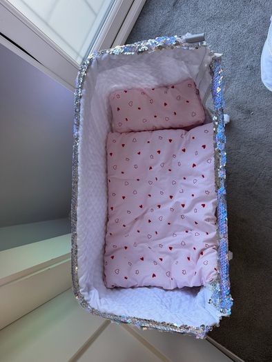 Dolls Car Seat & Bedside Crib
