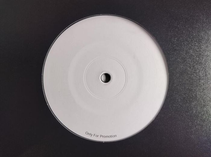 Junk Project - Beats Bring's Silence + CONTROL! - Universal Prime Breaks - Late 90s GERMAN Trance BELTER! Double A-SIDE!!