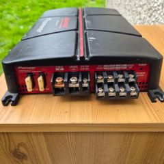Pioneer GM-A6704 Amplifier