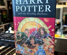 Harry Potter and the Deathly Hallows Hardback - 1st Edition Bloomsbury