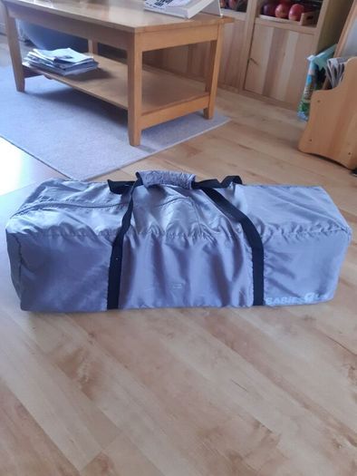 Travel cot